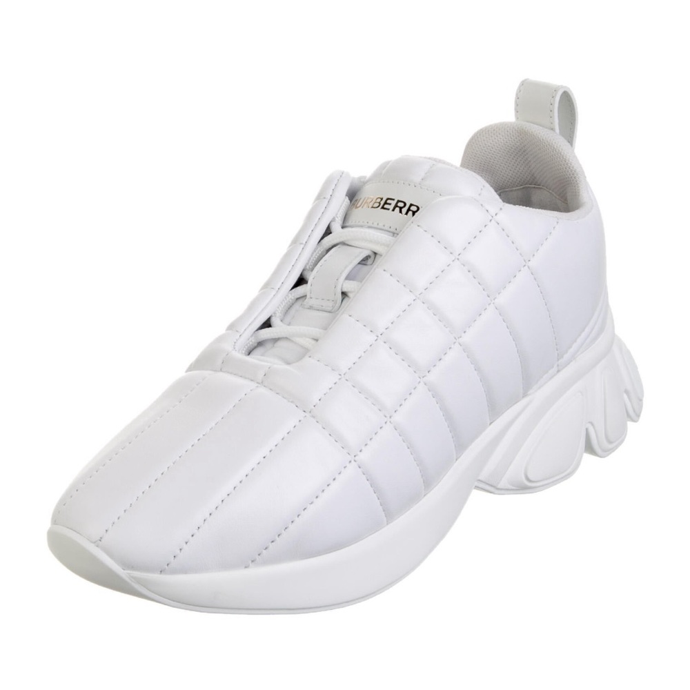 Burberry Shoes size 6.5